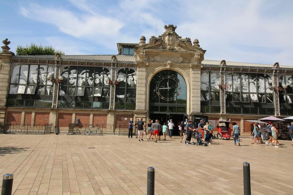 Narbonne : Super Appartement De Qualite Bagian luar foto