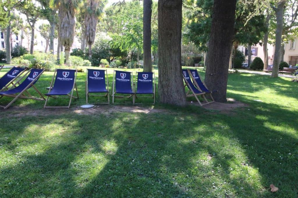 Narbonne : Super Appartement De Qualite Bagian luar foto